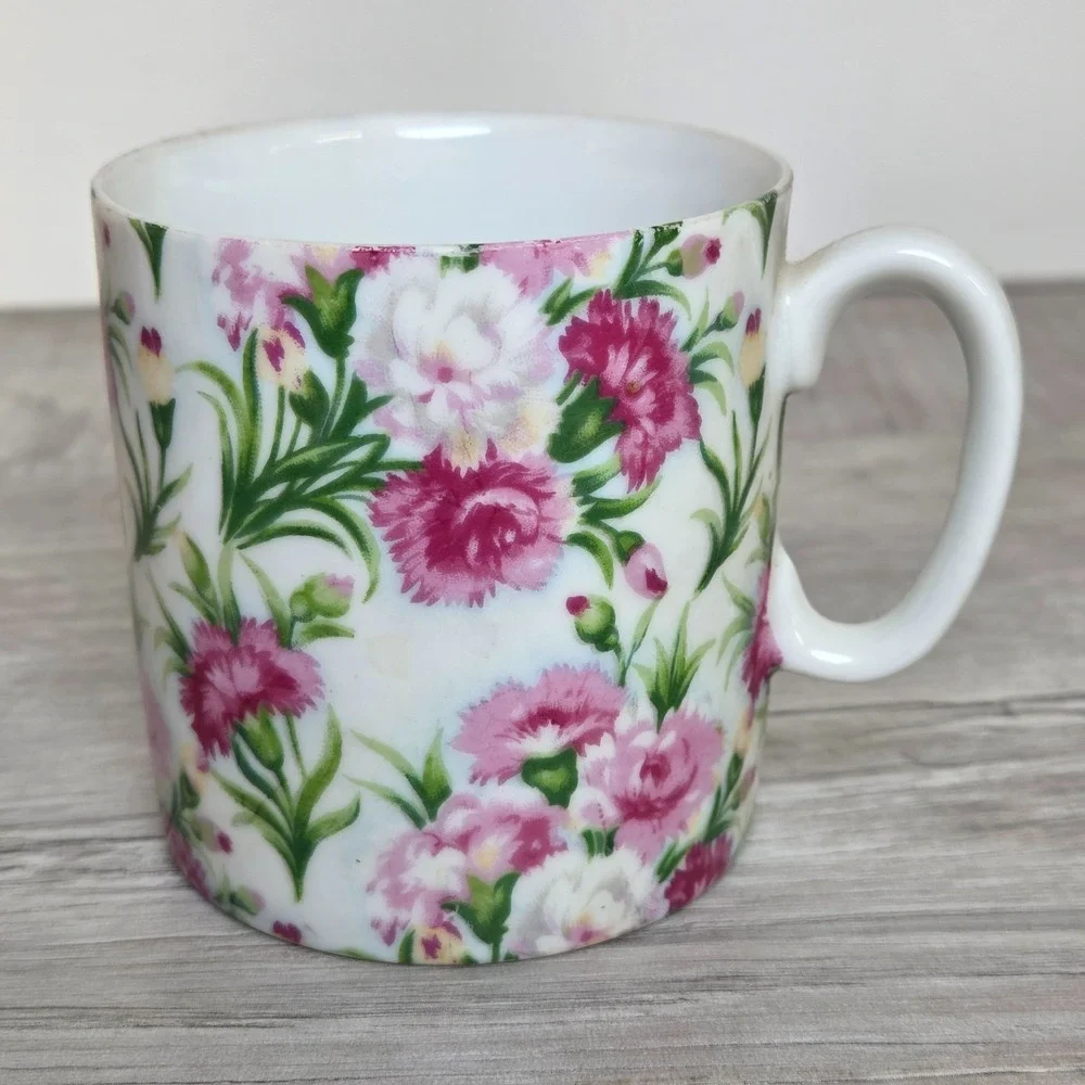 Set of 3 Vintage-Style Floral Ceramic Tea Cups Shabby Chic Cottagecore Floral